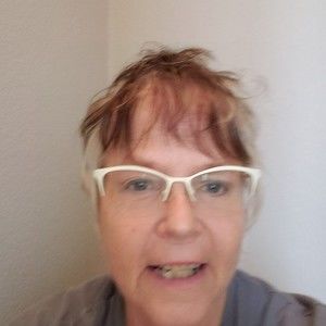 Meet your Posher, Beverly